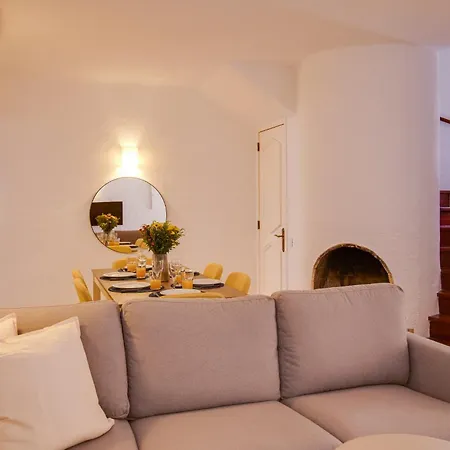 Sunny 3bd Pool Ac Wi-fi Bbq Terrace Villa