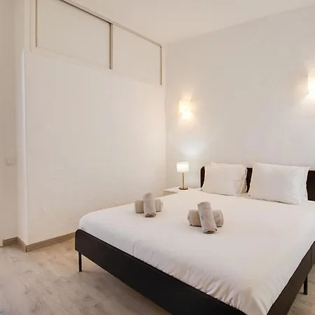 Sunny 3bd Pool Ac Wi-fi Bbq Terrace Villa *