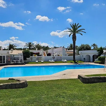 Sunny 3bd Pool Ac Wi-fi Bbq Terrace